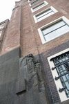 Beeldhouwwerk aan de Singel.
<br/>
Marcel Westhoff, 2016-04-01